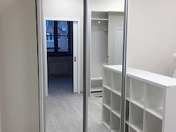 Встроенный шкаф в офис на заказ